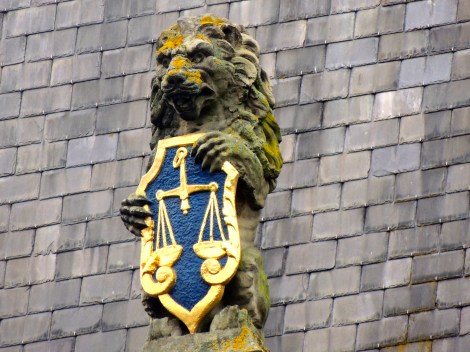 Lion (yes Lambo, that is what it is) atop the Ministry of Justice in Den Haag