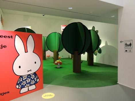 A FOREST PLAYGROUND!